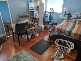 Beautiful, Light-Filled Room in Redwood City 1