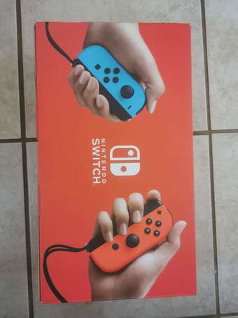 Brand New Nintendo Switch 32GB Gray Console with blue and red Joy-Con 2