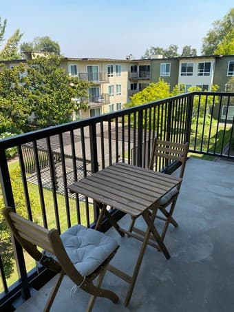 $2,995/1br-Palo Alto: 1Bd+living room+kitchen+balcony+bathroom+pools 2