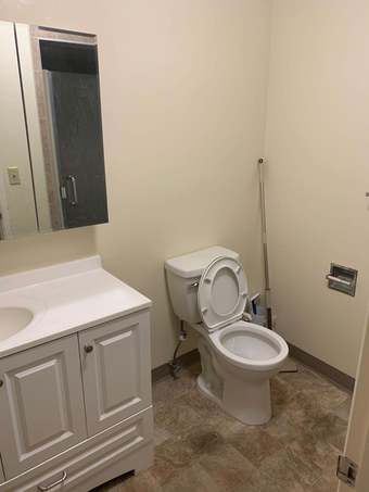 Menlo Park客厅（$950/month）或独立卧室 （$1125/month）, 9min biking到斯坦福，9月房租免费。 3