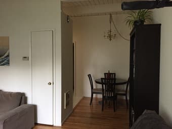 Palo Alto Apt in Triplex - 1 bed/1 bath. Close to Cal Ave & Midtown 2
