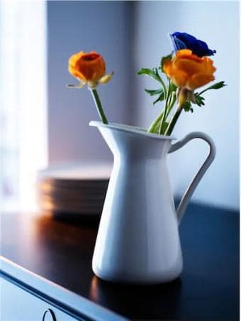 Artificial flower and vase 1