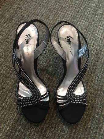 Fioni heels - size 7 (used) 1
