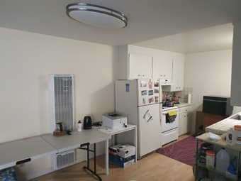 1B1B Palo Alto (94306) available Sep. 9th (flexible), rent negotiable 4