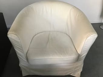 Free Couch! Pick up @ Rains 1