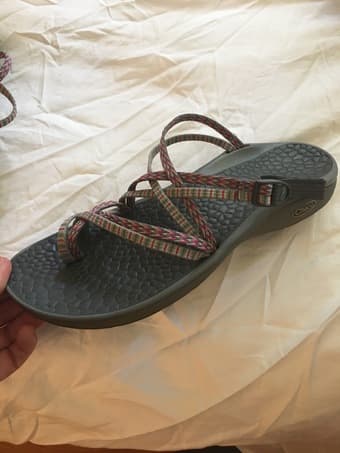 W 10 Open-Back Chacos 2