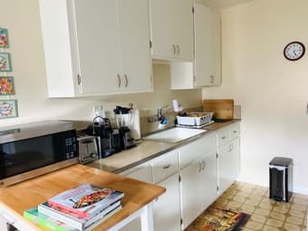 Menlo Park -1BR/1BA 600 sq ft apartment - 12 months lease - 3