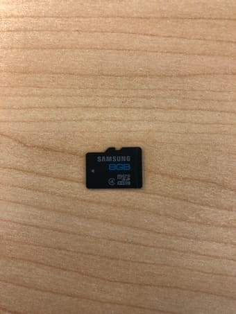 SAMSUNG 8GB Micro SD Card 1