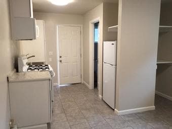 Studio apartment next to campus 1
