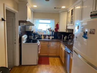 4BR/2BA 2000sf Furnished House with backyard 3