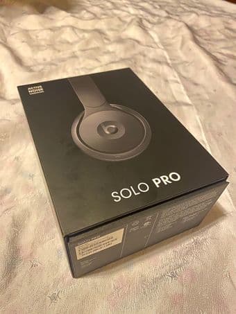 Beats Solo Pro Wireless Noise-Cancelling Headphones 1