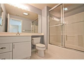 Two bedroom, 2 bathroom unit available 4