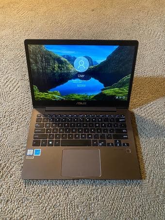 As new: Asus Zenbook 13 Ultra-Slim laptop 2