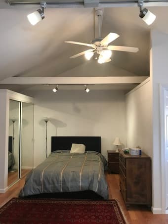 Studio Cottage in Midtown Palo Alto 2