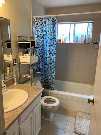 Menlo Park room in 2BD/1BA 3