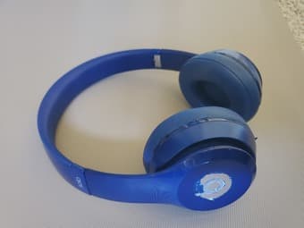 Beats Solo Wireless Headphones - Cobalt Blue 3