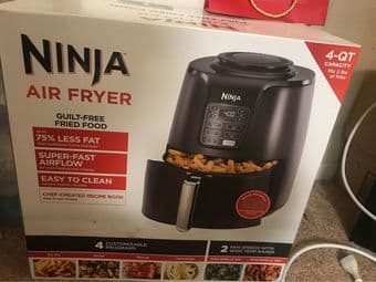 Ninja Air Fryer that Cooks, Crisps and Dehydrates, with 4 Quart 4