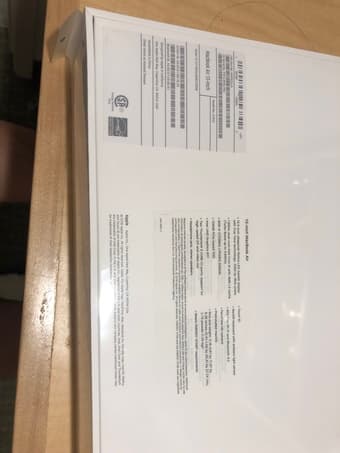 Brand new unopened Macbook Air 2019 128 G 2