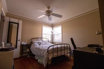 Spacious peaceful bedroom in San Carlos 1