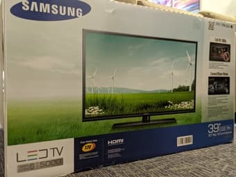 39" Samsung LED TV 1