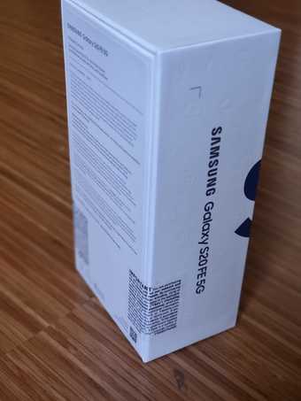 LATEST Samsung Galaxy S20 FE 5G | Under Samsung warranty 3