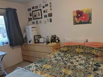Affordable Bedroom in Spacious, Centrally Located Palo Alto Apartment 1