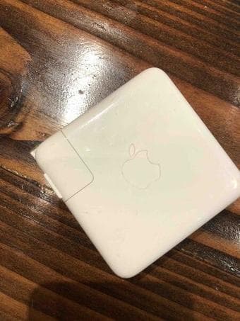 Apple 61W USB-C Power Adapter (No cable) 1