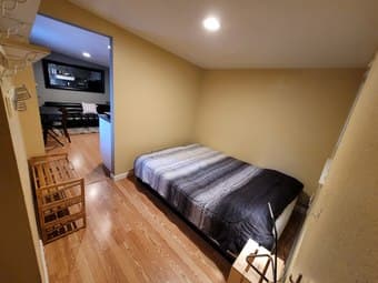 Furnished Studio (kitchen, bath, bed & living) MenloPark near Univ Ave 3