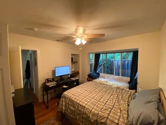 Room with large bay window in picturesque Barron Park neighborhood 1