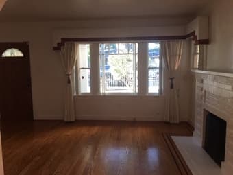 Beautiful 2 bedroom, 1 bathroom place Close to Stanford 3