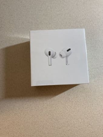 AirPods Pro with Wireless Charging Case (New and Sealed) 4