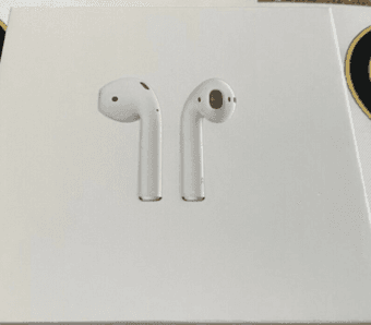 2nd Gen Apple AirPods 1