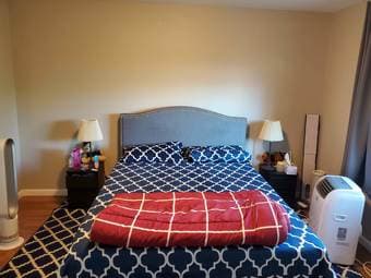 Bright and cozy 850 sq.ft 2-bed 1-bath apt in a 3-plex for rent 3