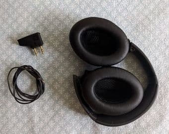 Bose QC 35 Noise Cancelling Wireless Headphones 3