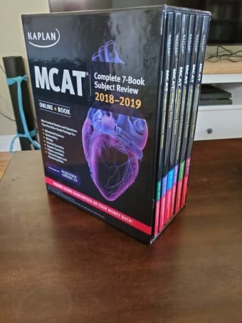 Kaplan (2018 - 2019), Berkeley Review and Official AAMC MCAT Flashcard 1