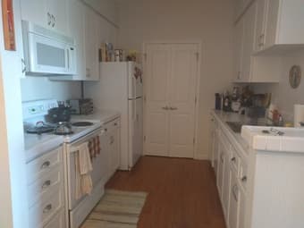 2 bedroom 2 bathroom condo near Stanford starting Jan (one month free) 4