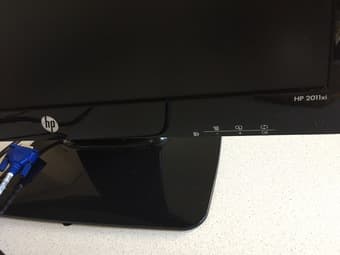 HP 2011xi 20" 2