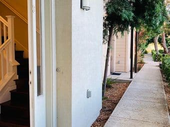 Beautiful 3BR Palo Alto Townhouse for Rent: Ideal for Group of Friends 4