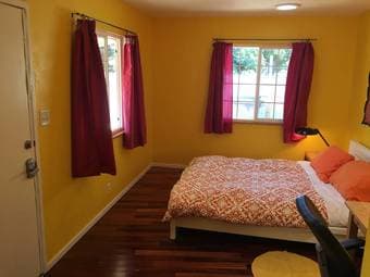 Charming studio in Mountain View (reduced price) 3