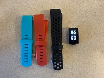 Fitbit Charge 2 + Sport Bands 1