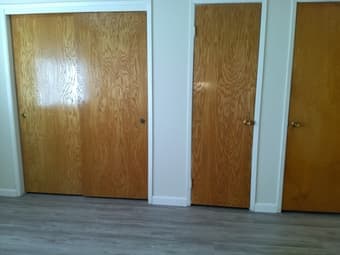 available ASAP 1Bed Apartment, excellent location 3