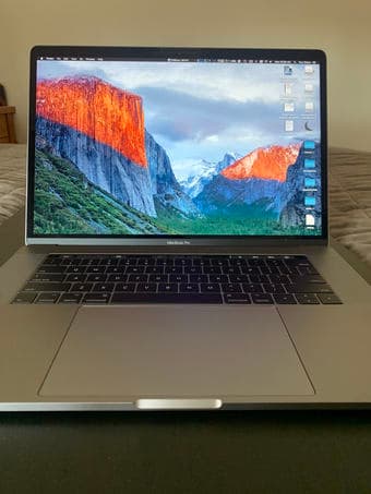 2017 15" MacBook Pro with brand new battery/keyboard 1