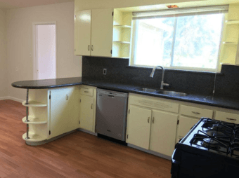 Social Distance in a Large Garden + Newly Renovated House! 3