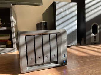 Synology DS920+ NAS 1
