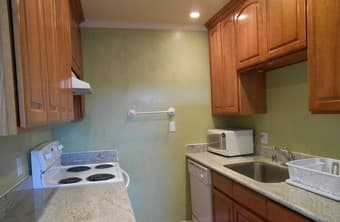 One furnished bedroom available now in Palo Alto 2