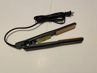 Revlon hair straightening iron 1