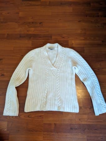White cashmere sweater (small) 1