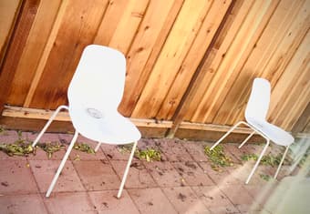 Airconditioner, garden lights, chinese lantern lights, chairs, pots 2