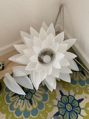 Airconditioner, garden lights, chinese lantern lights, chairs, pots 3