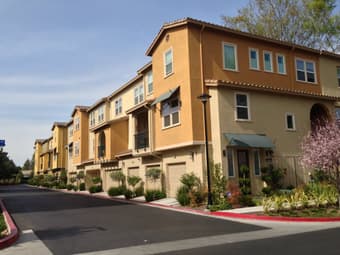 For rent: Entire 2b/2.5b townhouse in Sunnyvale 2